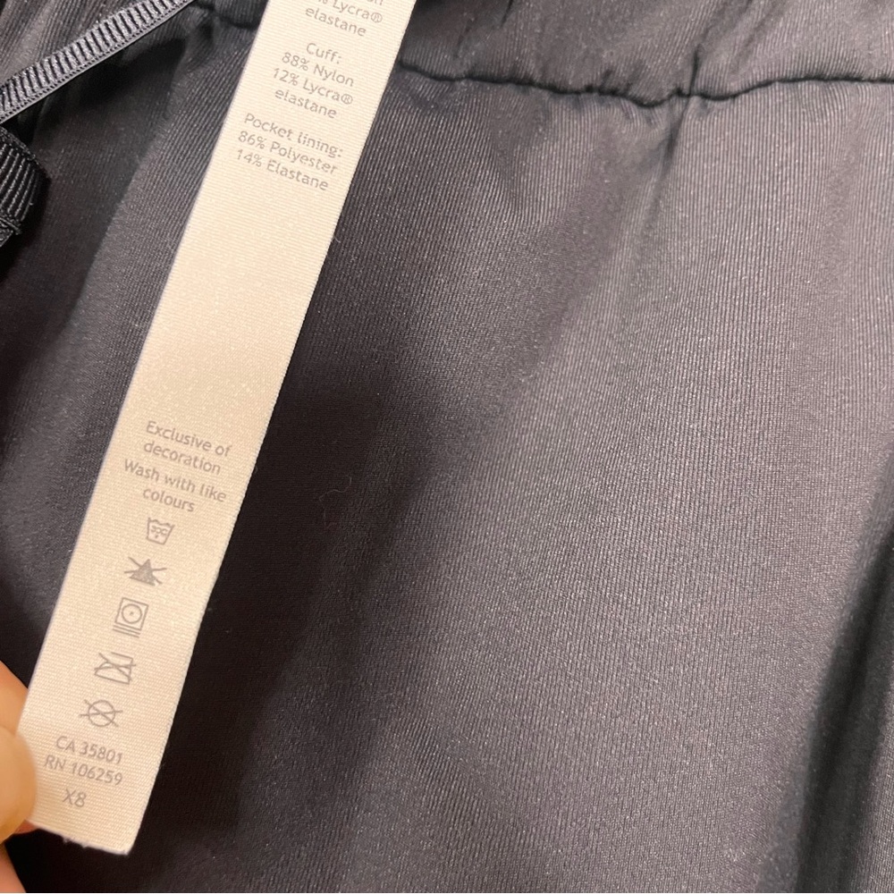 Lululemon Women's Black On the Fly Jogger Luxtreme Size 2 W5CPJS Drawcord - Picture 10 of 12